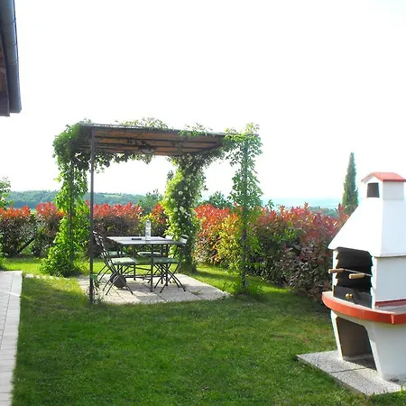 Apartment Pia Contignano