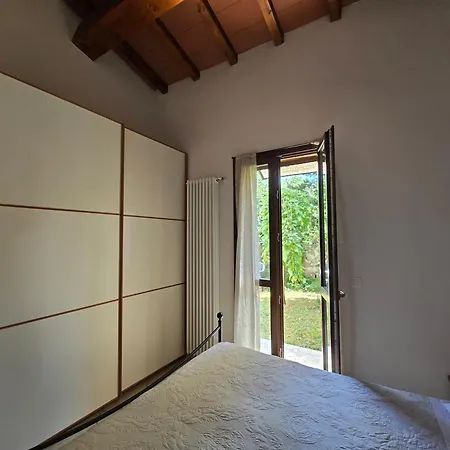 Pia Apartment *